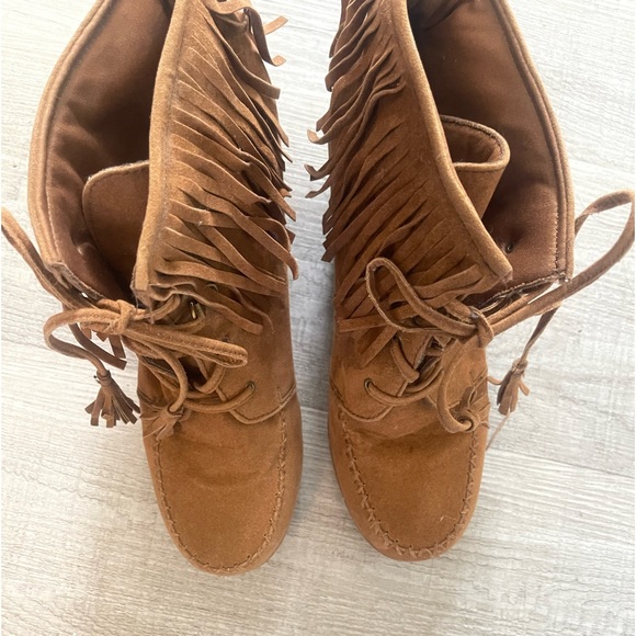 Route 66 womens rust tan faux suede fringed booties 3" wedge heels 10 - Picture 2 of 10